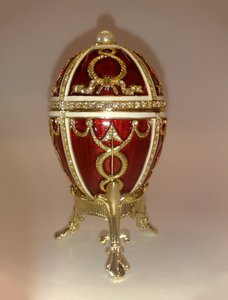 Das Rosenknospen-Ei, 1895