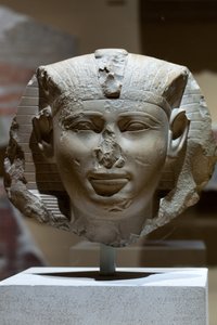 Kopf eines Königs, möglicherweise Seankhkare Mentuhotep III, ca. 2000–1988 v. Chr.
