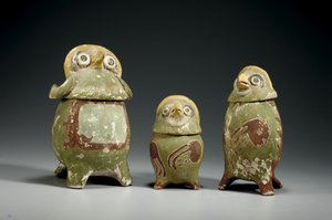 Drei Mixtek polychrome Terrakotta-Effigie-Gefäße, ca. 900-1200