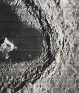 Rückseite des Mondes bei Apolune, 1967 von NASA Images