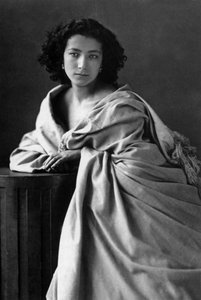 Französische Schauspielerin Sarah Bernhardt (1844-1923), Foto von Nadar (1820-1910)