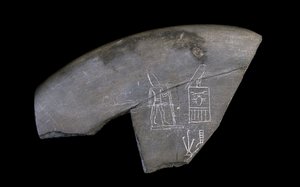 Fragment einer beschrifteten Steinschale, ca. 3285 v. Chr.
