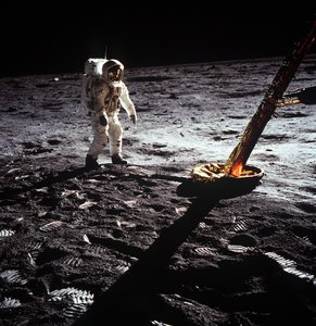 Buzz Aldrin am Bein des Mondmoduls, Apollo II Mission, Juli 1969