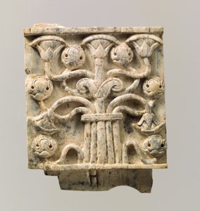 Möbelplakette mit stilisiertem Baum, ca. 8.-7. Jahrhundert v. Chr. von Neo Assyrian
