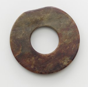 Scheibe (bi) Qijia-Kultur, ca. 2500-2000 v. Chr. von Neolithic Period Chinese School