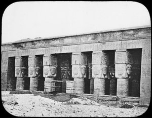 Tempel der Hathor, Dendera, Ägypten von Newton and Co