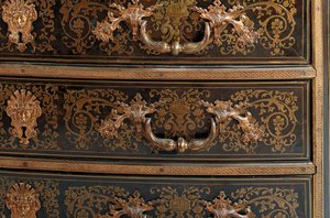 Detail einer Louis XIV Kommode (Detail)
