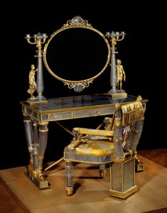 Tisch und Toilettenstuhl der Herzogin von Berry (Marie Caroline Ferdinande Louise de Bourbon, Prinzessin der Zwei Sizilien)