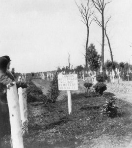 London Rifle Brigade Friedhof, Ploegsteert, Belgien, Erster Weltkrieg von Nightingale and Co