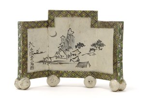 Kenzan-Stil-Schreibtischschirm mit Berglandschaft, Tuschstein-Schirm (kenbyo), spätes 19. Jahrhundert