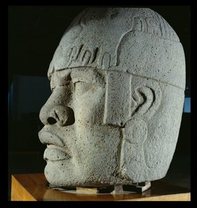 Kolossaler Kopf 4 aus San Lorenzo, Veracruz, Mexiko, präklassisch (Basalt)