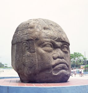 Kolossaler Kopf aus San Lorenzo, Veracruz, Mexiko, präklassisch