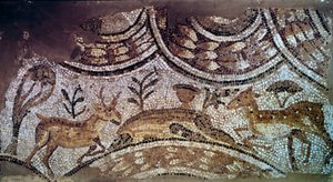 Paleochristliche Kunst: Fragment von Kirchenmosaiken: Hirsche trinken Wasser von Paleo Christian