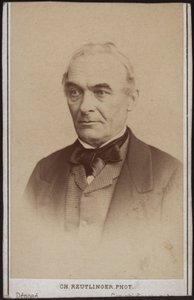 Porträt des Schriftstellers Prosper Mérimée 1803-1870 von Paris . Photo studio Reutlinger