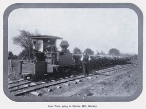 Zug mit Zuckerrohr zur Marian Mühle, Mackay (s/w Foto) von Photographer Australian