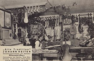 Johann Reiter, Hersteller und Reparateur von Saiteninstrumenten, Mittenwald, Bayern von Photographer German