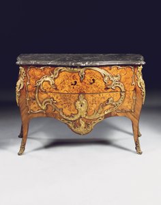 Louis-XV-Kommode, verkauft von Adrien Delorme von Pierre Roussel