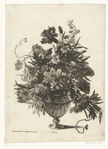 Glasvase mit Blumen