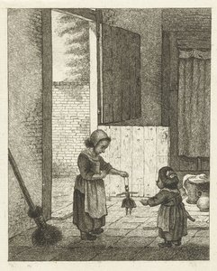 Zwei Mädchen spielen mit einer Puppe