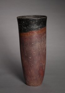 Schwarzgekrönter Becher, ca. 4000-3500 v. Chr.