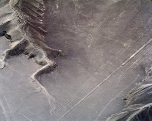 Luftaufnahme eines Kolibris, Nazca-Linien von Prehistoric Prehistoric