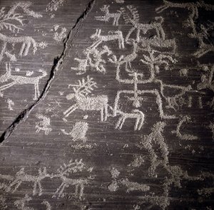 Zivilisation der Camunni, Vorgeschichte, Felskunst: Grabfelsen, Details des großen Felsens von Naquane, in Valcamonica. Museo archeologico di Mailand. von Prehistoric Prehistoric
