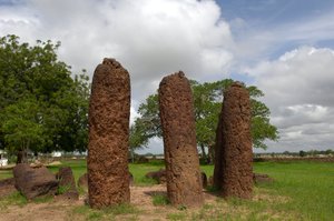 Urgeschichte: Megalithischer Steinkreis von Wassu, Gambia (Foto) von Prehistoric Prehistoric