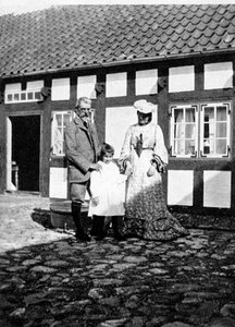 Professor Tuxen und seine Familie, Skagen, Dänemark, 1908 von Queen Alexandra
