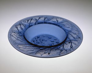 „Anvers“-Schale, entworfen am 21. März von Rene Jules Lalique