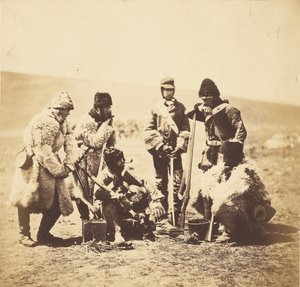Kapitän Pechell & Männer des 77. Regiments - Winterkleidung von Roger Fenton