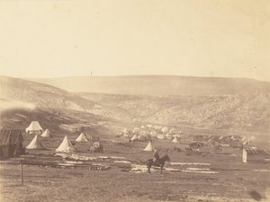Kavallerielager, Balaklawa, Blick auf das Plateau von Sewastopol von Roger Fenton