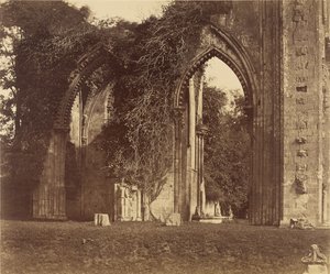 Glastonbury Abbey, Bögen des nördlichen Seitenschiffs von Roger Fenton