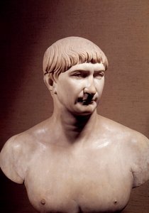 Antikes Rom: Marmorbüste von Kaiser Trajan