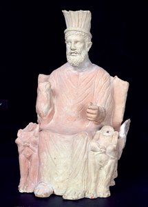 Baal Hammon auf seinem Thron, aus dem Heiligtum in Bir Bou Regba (altes Thinissut)