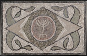 Mosaik der Menora, 6. Jahrhundert n. Chr. von Roman