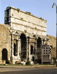 Ansicht des Maggiore-Tores, dies ist der Punkt, an dem das Aquädukt von Claudius im Jahr 38 n. Chr. endet. Rom von Roman