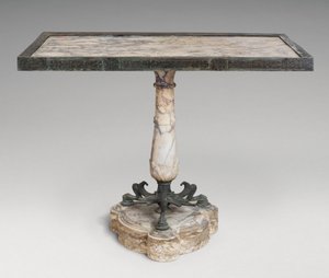 Marmor- und Bronzetisch