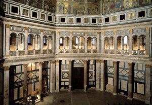 Innenansicht des Baptisteriums von St. Johannes dem Täufer (Florentiner Baptisterium)