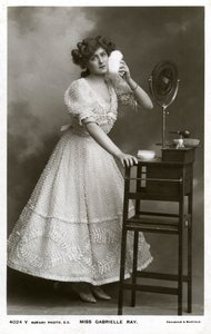 Gabrielle Ray, englische Schauspielerin, Tänzerin und Sängerin, ca. 1906 von Rotary Photo