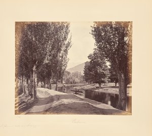 Ein angenehmer Spaziergang in der Nähe von Srinagar von Samuel Bourne