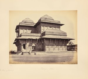 Futtypore Sikri; Der Palast von Beerbul von Samuel Bourne