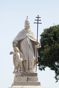 Statue des Heiligen Sylvester, Mantua, Lombardei, Italien von School Italian