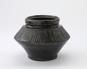 Krug, Tachikui, Präfektur Hyogo, Edo-Periode, spätes 18. bis mittleres 19. Jahrhundert von Japanese School