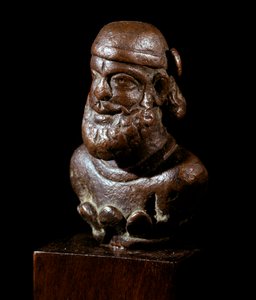 Persische Kunst: Büste eines parthischen Prinzen in Bronze