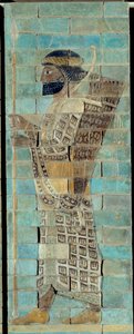 Das Fries der Bogenschützen, aus dem Palast von Darius I., König von Persien, in Susa (5. Jahrhundert v. Chr.). Emailliertes Ziegelrelief. Paris, Louvre Museum.