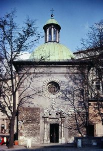 Kirche des Hl. Adalbert, ursprünglich im 12. Jahrhundert erbaut, im 18. Jahrhundert modernisiert