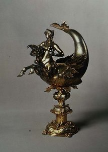 Krug zum Händewaschen in Form eines geflügelten Tieres, Augsburg