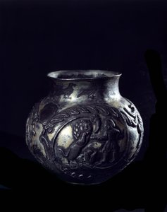 Persische Kunst: Silbervase