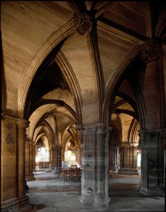 Gotische Kunst: Ansicht der Krypta und der Unterkirche der Kathedrale von Glasgow. 12. Jahrhundert. Schottland