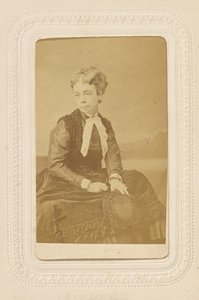 Prinzessin von Metternich [Pauline Metternich] von Sergei Luvovich Levitsky